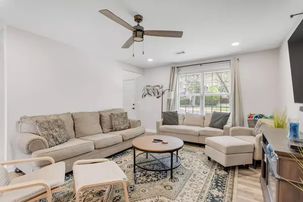 216 Pepper Ridge Cir, Antioch, TN 37013