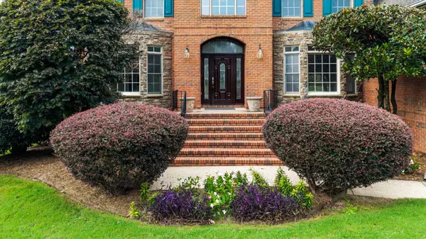 9920 Frost Creek Drive, Ooltewah, TN 37363