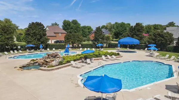 2180 Loudenslager Dr, Thompsons Station, TN 37179