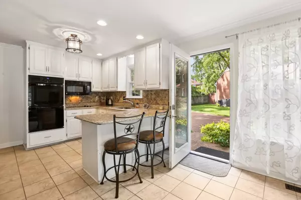 5720 Saint Charles Ct, Hermitage, TN 37076