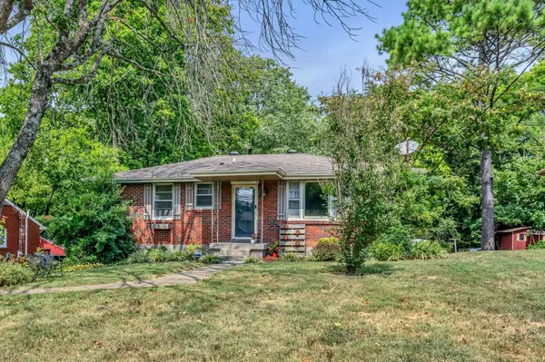 1240 Bell Grimes Ln, Nashville, TN 37207