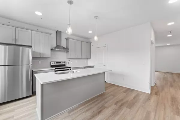 700 N DuPont Ave #228, Madison, TN 37115