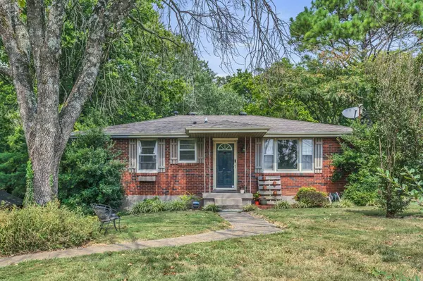 1240 Bell Grimes Ln, Nashville, TN 37207