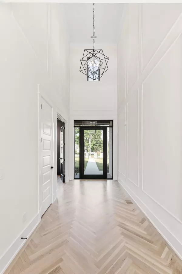 5621 Valley View Rd, Brentwood, TN 37027