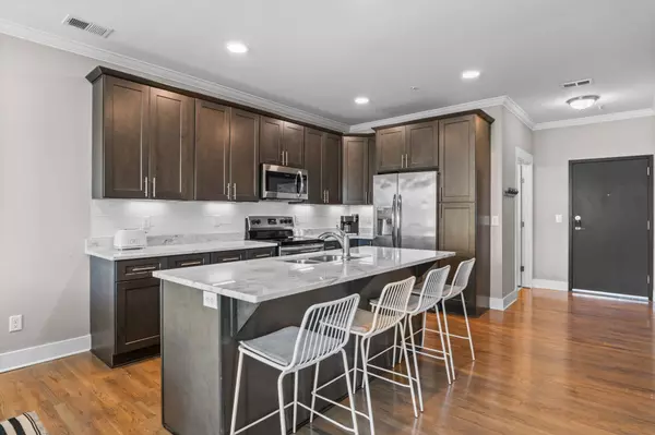 4405 Kentucky Ave #402, Nashville, TN 37209