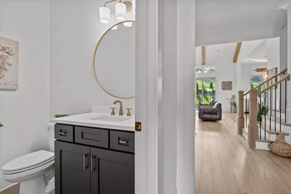 2240 Brakeman Ln, Thompsons Station, TN 37179