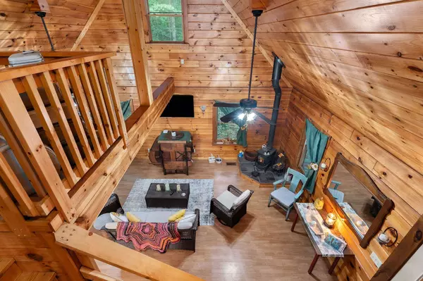 1062 Wilder Hwy, Alpine, TN 38543