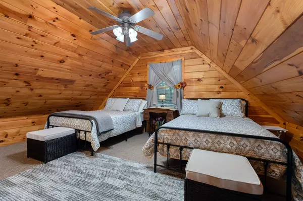 1062 Wilder Hwy, Alpine, TN 38543