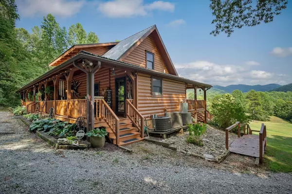 1062 Wilder Hwy, Alpine, TN 38543