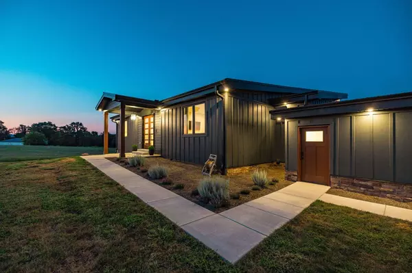 303 S Dry Fork Rd, Gallatin, TN 37066