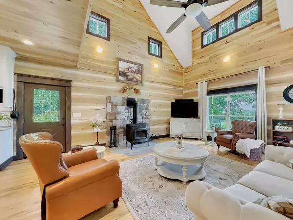 304 Moore Link Rd, Portland, TN 37148