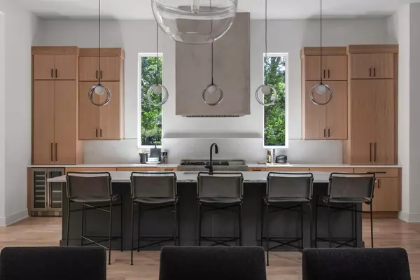 2046 Castleman Dr, Nashville, TN 37215