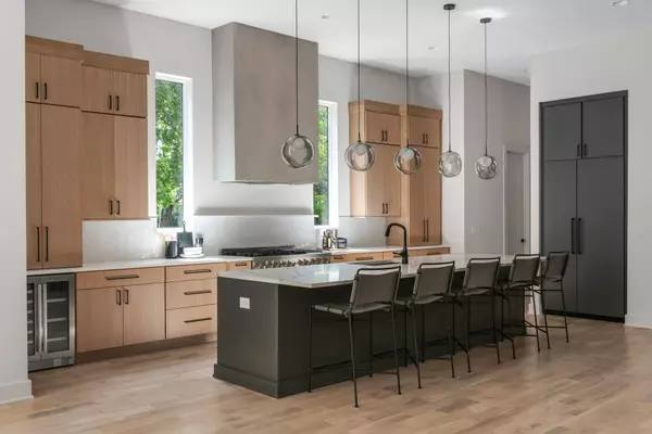 2046 Castleman Dr, Nashville, TN 37215