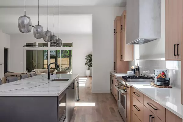 2046 Castleman Dr, Nashville, TN 37215