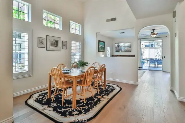4917 Santo DR, Oak Park, CA 91377