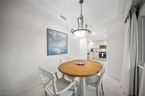221 9th ST S #127, Naples, FL 34102