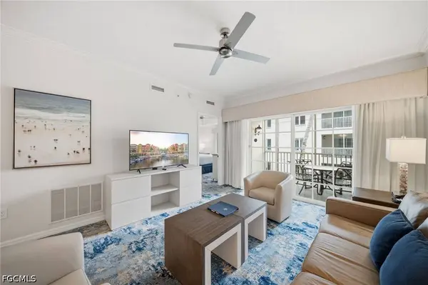 221 9th ST S #206, Naples, FL 34102