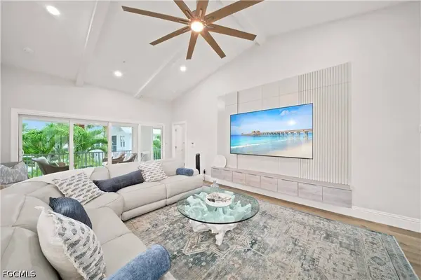 248 4th AVE S #D201, Naples, FL 34102