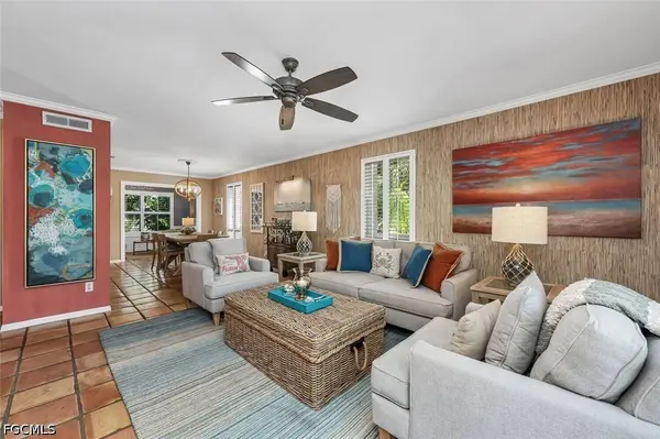 995 9th AVE S #6, Naples, FL 34102