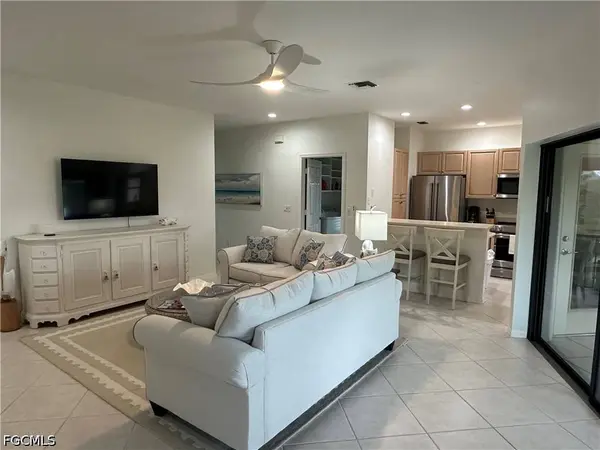 663 10th AVE S #B663, Naples, FL 34102