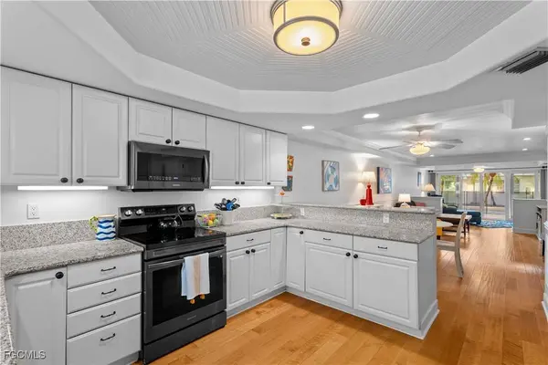 320 14th AVE S #320C, Naples, FL 34102