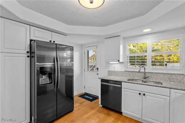 320 14th AVE S #320C, Naples, FL 34102