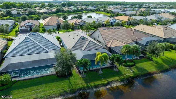 7564 Winding Cypress DR, Naples, FL 34114