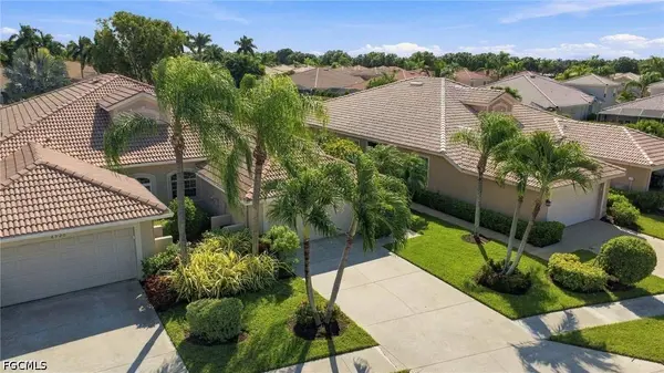 6524 Castlelawn PL #64, Naples, FL 34113