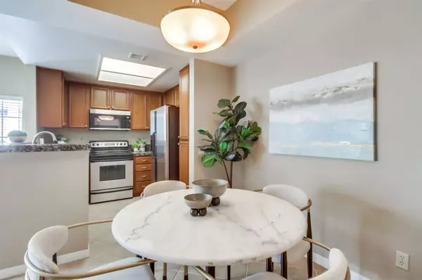 2050 Camino De La Reina #3305, San Diego, CA 92108