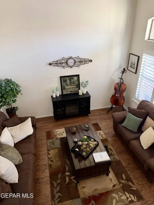 237 LAUREL SPRINGS CT, El Paso, TX 79932