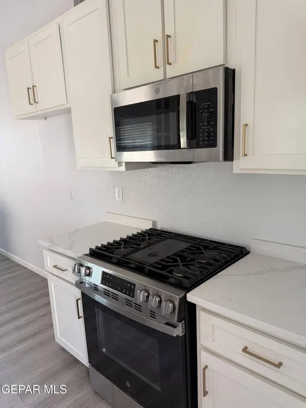 7453 PLAZA TAURINA DR, El Paso, TX 79912