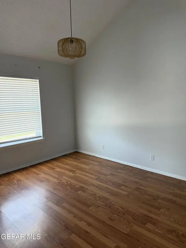 7453 PLAZA TAURINA DR, El Paso, TX 79912