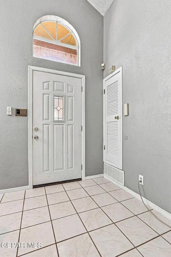 704 Medina ST, El Paso, TX 79905