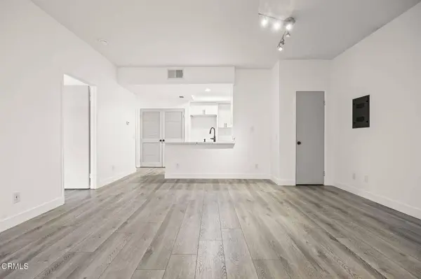 2065 Blackberry CIR, Oxnard, CA 93036