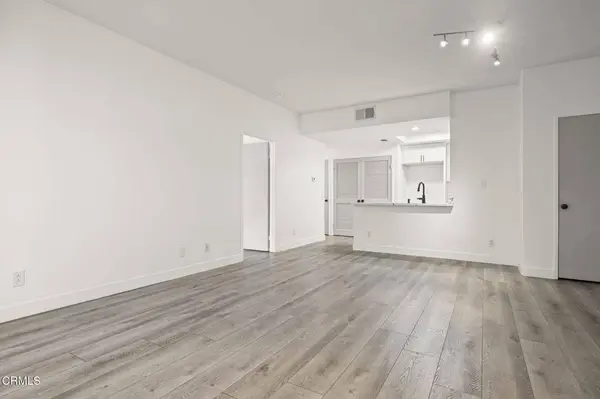 2065 Blackberry CIR, Oxnard, CA 93036