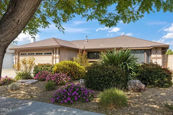 2040 Olga ST, Oxnard, CA 93036