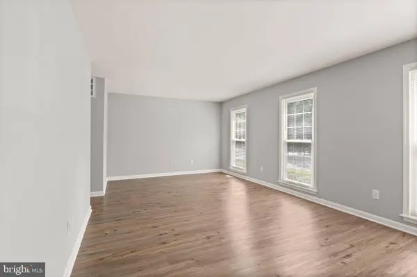 4468 STARLING CT, Woodbridge, VA 22193