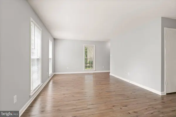 4468 STARLING CT, Woodbridge, VA 22193