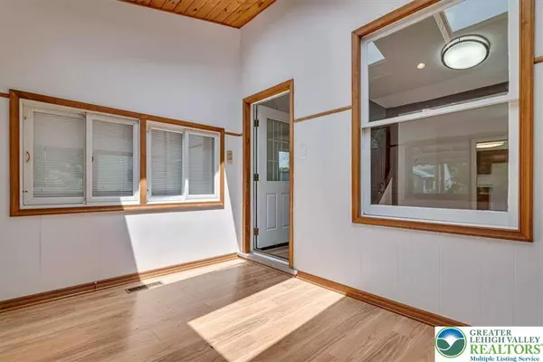 331 N 5th, Coopersburg Boro, PA 18036