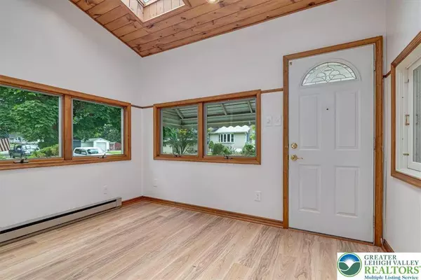 331 N 5th, Coopersburg Boro, PA 18036