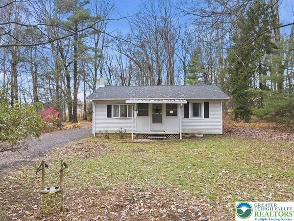 178 Ash LN, Polk Twp, PA 18058