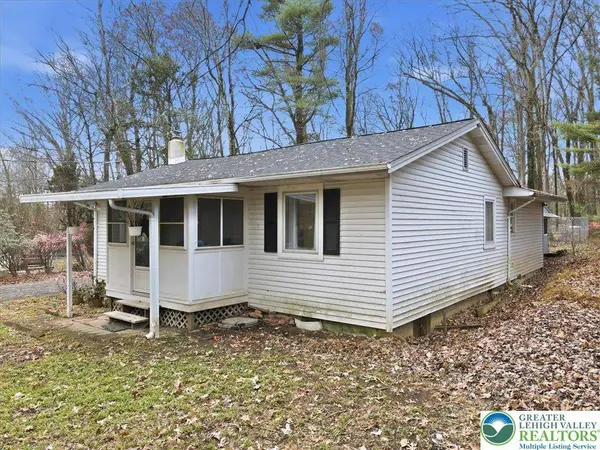 178 Ash LN, Polk Twp, PA 18058