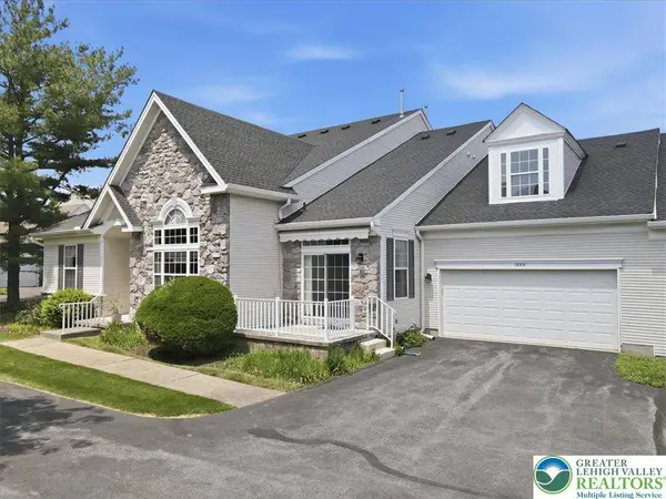 1888 Jeanine WAY, Hellertown Boro, PA 18055