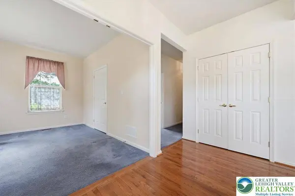 1888 Jeanine WAY, Hellertown Boro, PA 18055