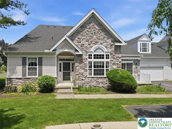 1888 Jeanine WAY, Hellertown Boro, PA 18055