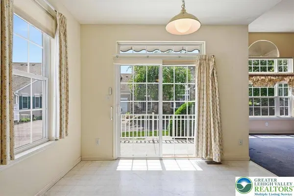 1888 Jeanine WAY, Hellertown Boro, PA 18055