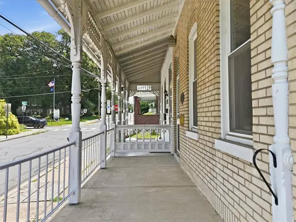 105 S Whiteoak ST, Kutztown Boro, PA 19530