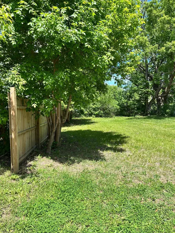 422 33rd AVE N, Minneapolis, MN 55412