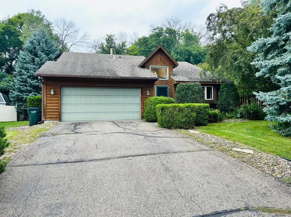 13432 Morgan AVE S, Burnsville, MN 55337