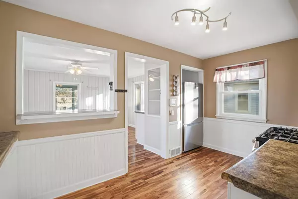 1253 7th AVE S, South Saint Paul, MN 55075